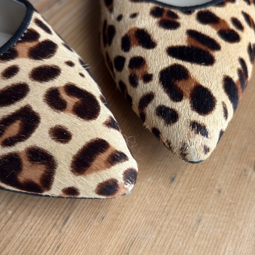 Marc Fisher Brown and Black Cow Fur Flats Sleek Pointed-Toe Loafers Size 7.5 EUC - Picture 8 of 11